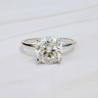 Paved Halo Solitaire Moissanite Ring size 7